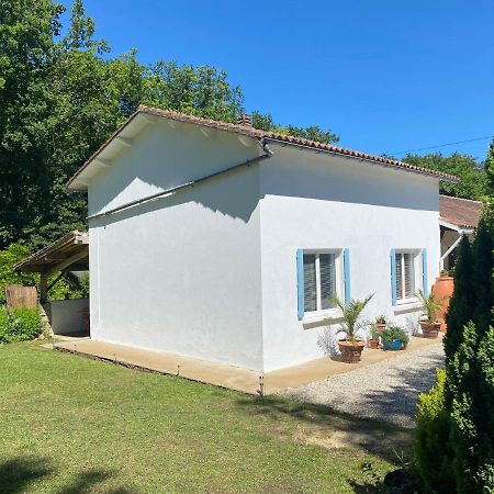 Gite Les Justices Edon Exterior photo