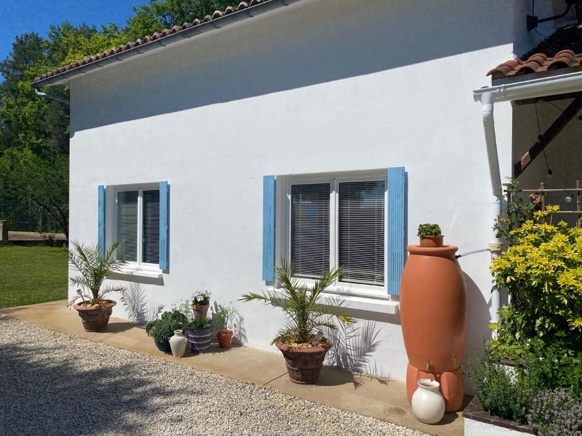 Gite Les Justices Edon Exterior photo