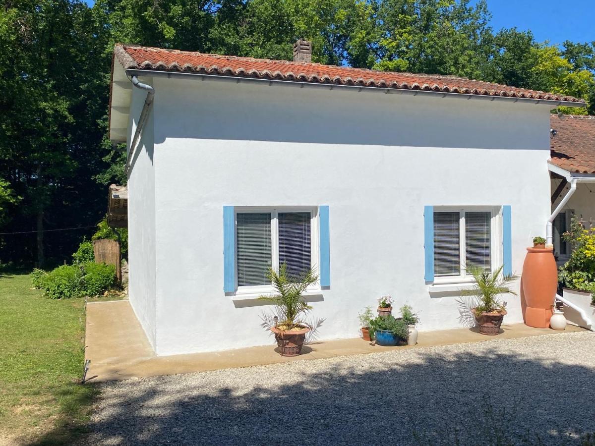 Gite Les Justices Edon Exterior photo